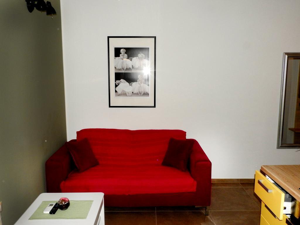 Delight Loft Apartment Ровин Екстериор снимка